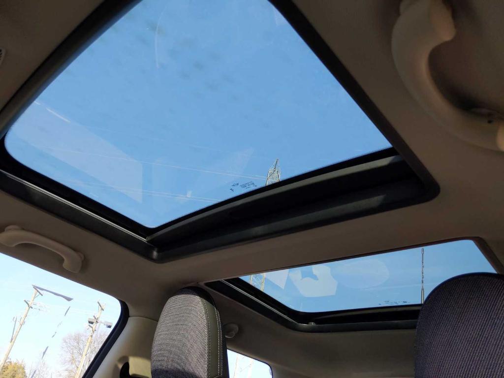 new 2025 MINI Hardtop car, priced at $36,230