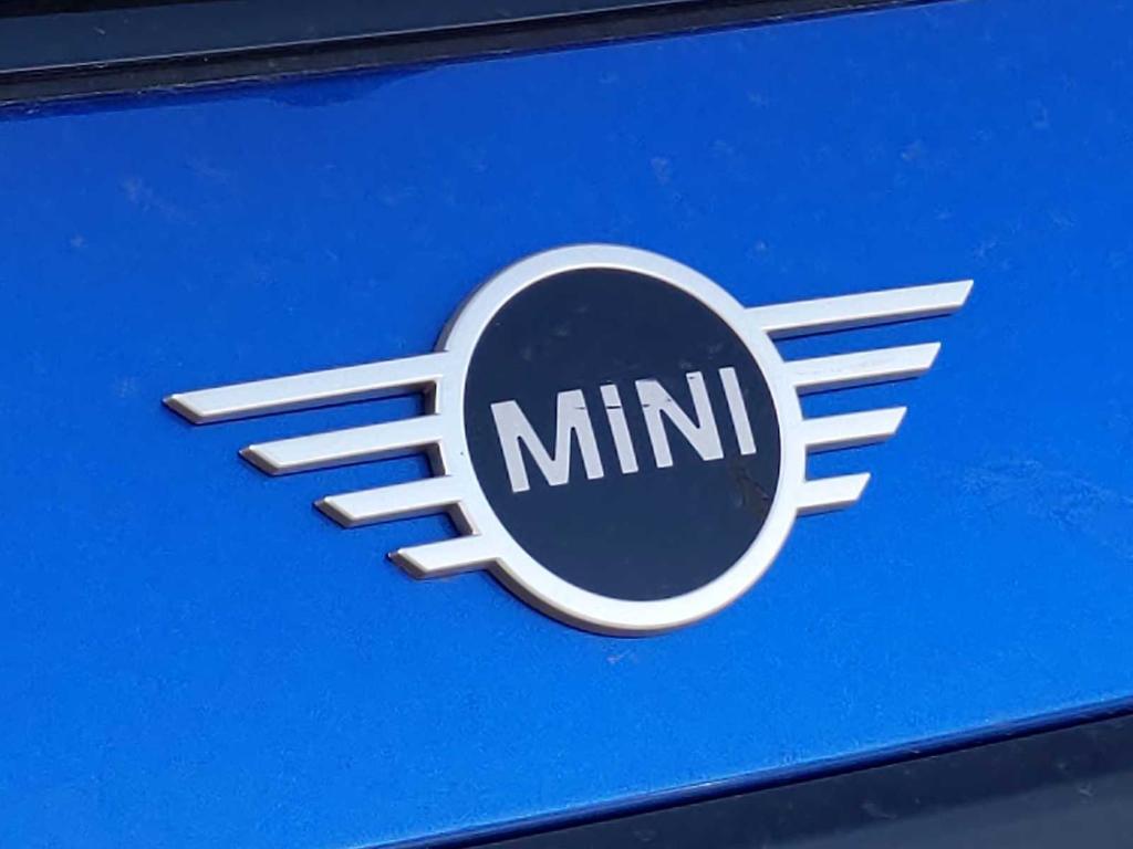 new 2025 MINI Hardtop car, priced at $36,230