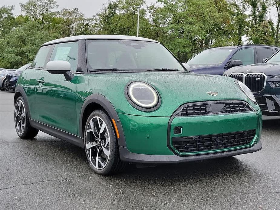 new 2025 MINI Hardtop car, priced at $33,245