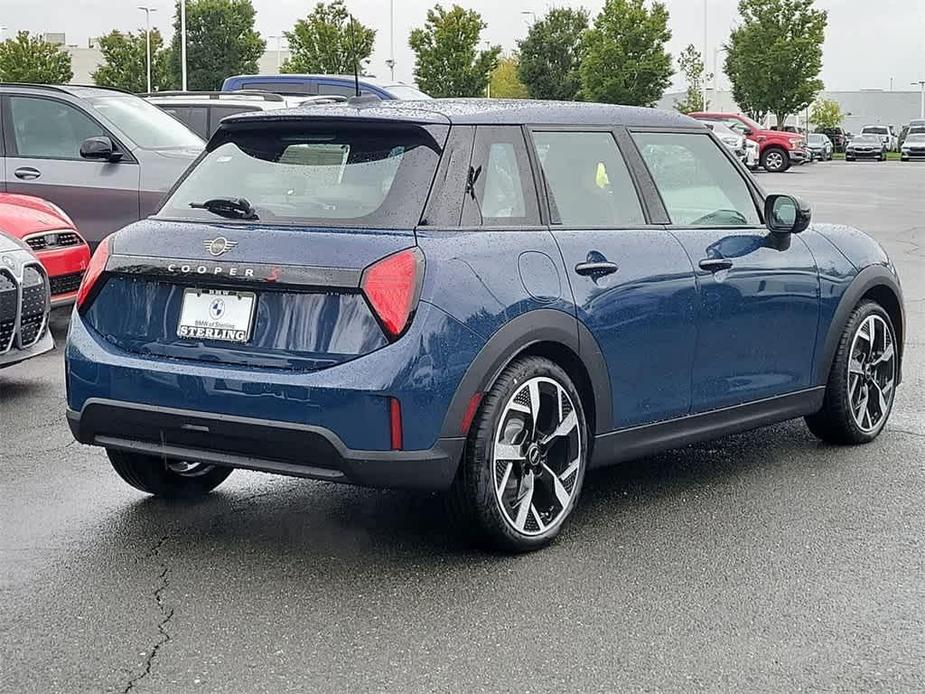 new 2025 MINI Hardtop car, priced at $39,430