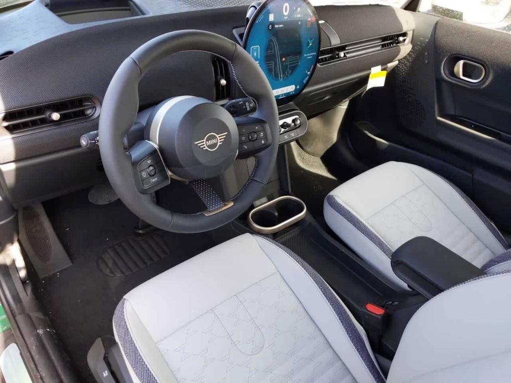new 2025 MINI Hardtop car, priced at $35,895