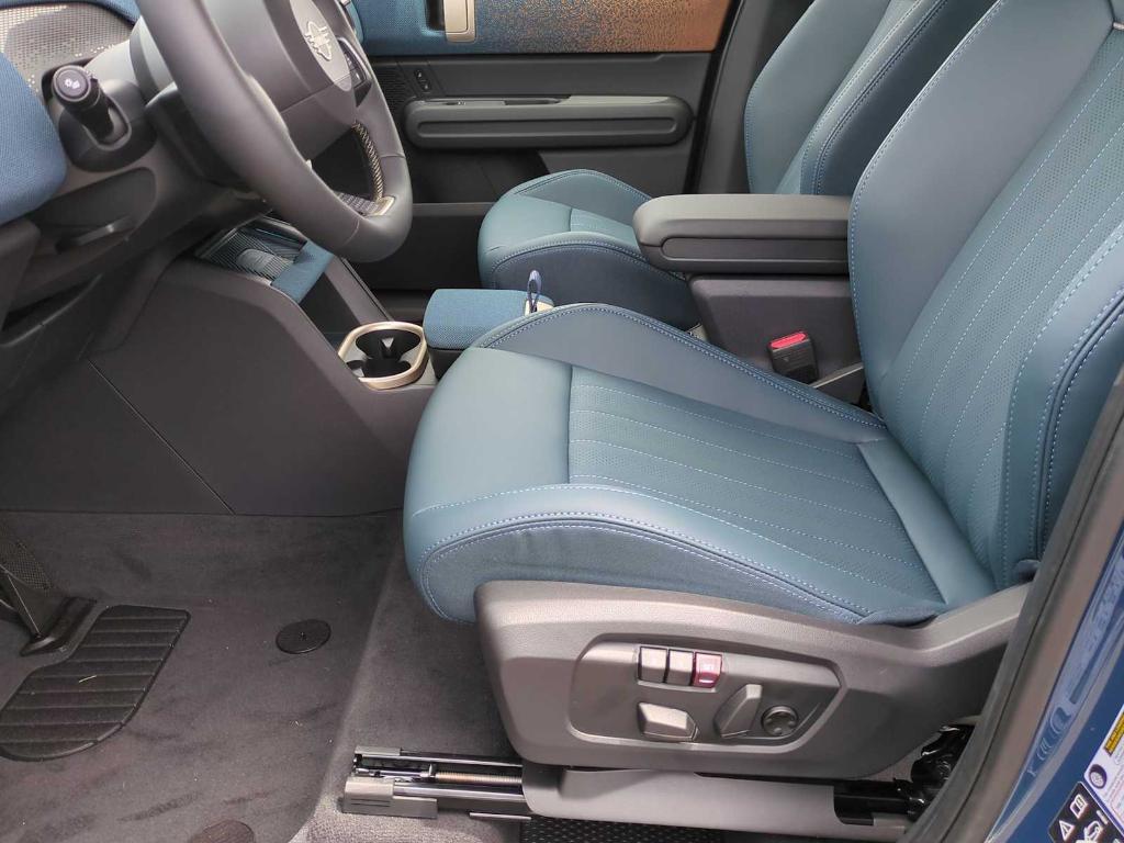 new 2025 MINI Countryman car, priced at $43,525