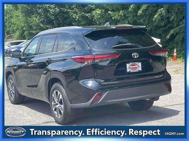 used 2022 Toyota Highlander car, priced at $37,390