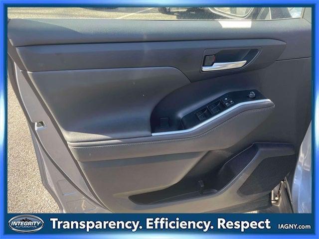 used 2023 Toyota Highlander car, priced at $37,790