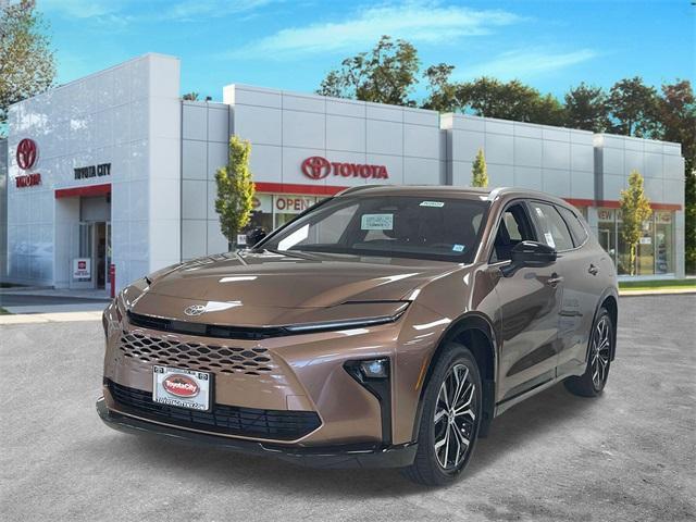 new 2025 Toyota Crown Signia car, priced at $44,156