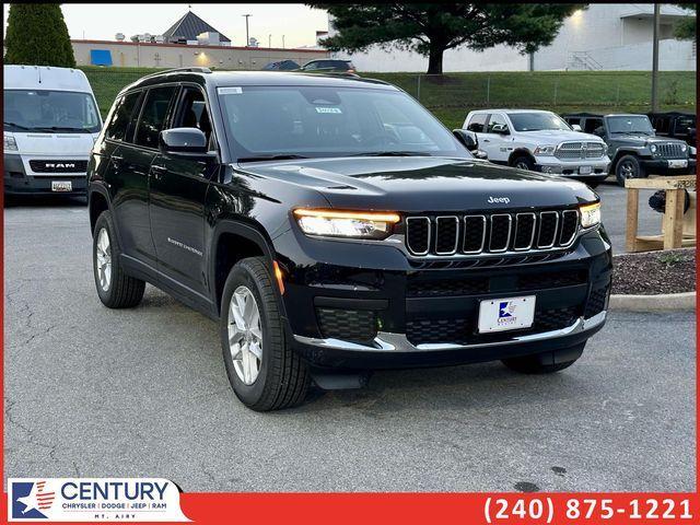 new 2024 Jeep Grand Cherokee L car, priced at $37,000