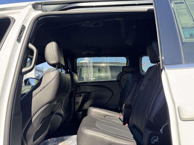 new 2026 Chrysler Pacifica car, priced at $37,000