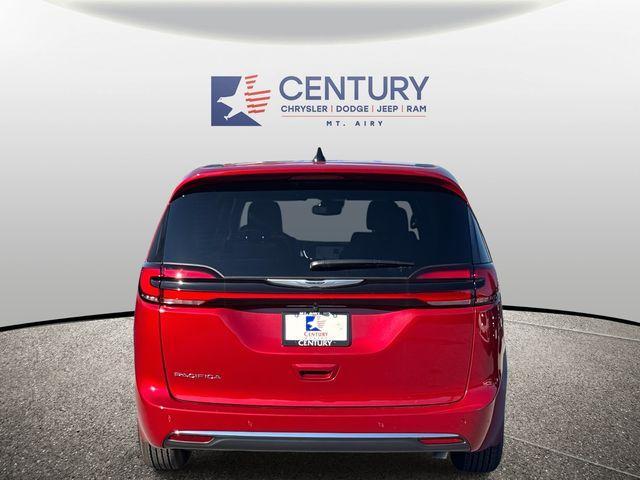 new 2026 Chrysler Pacifica car, priced at $35,000