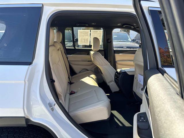 used 2023 Jeep Grand Cherokee car, priced at $32,277