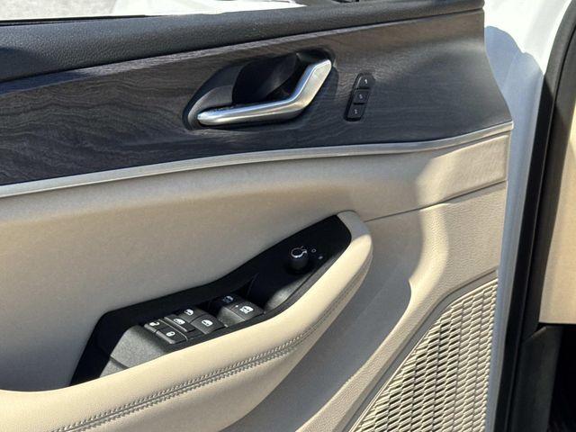 used 2023 Jeep Grand Cherokee car, priced at $32,277