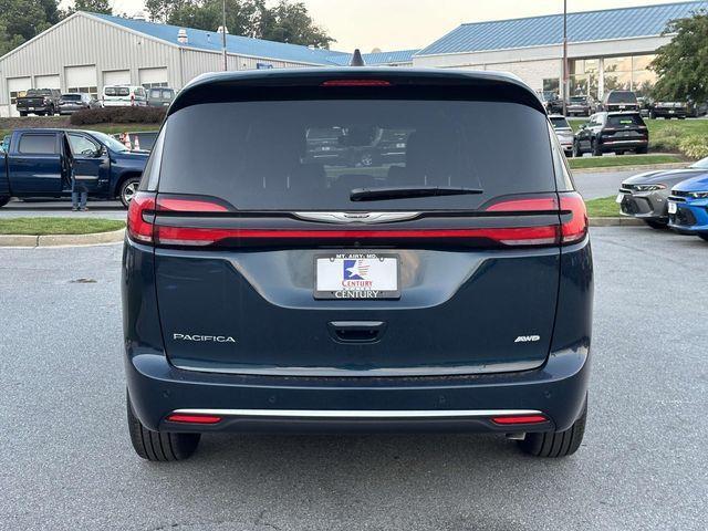 new 2025 Chrysler Pacifica car, priced at $44,500