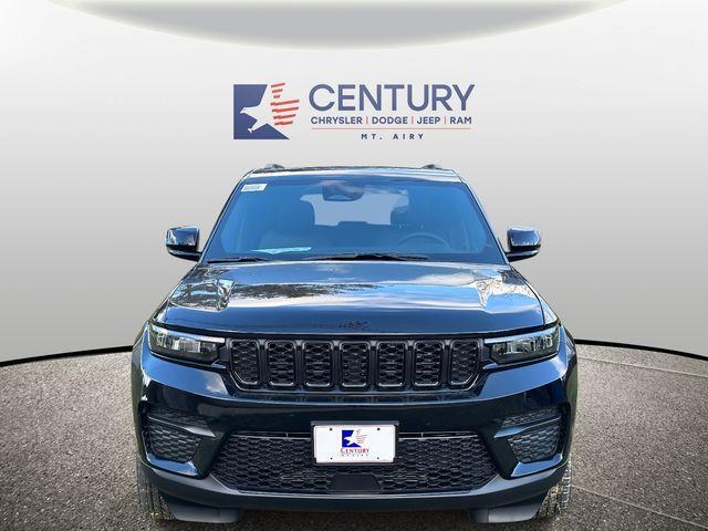 new 2025 Jeep Grand Cherokee car, priced at $36,965