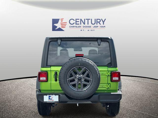 new 2025 Jeep Wrangler car, priced at $37,500