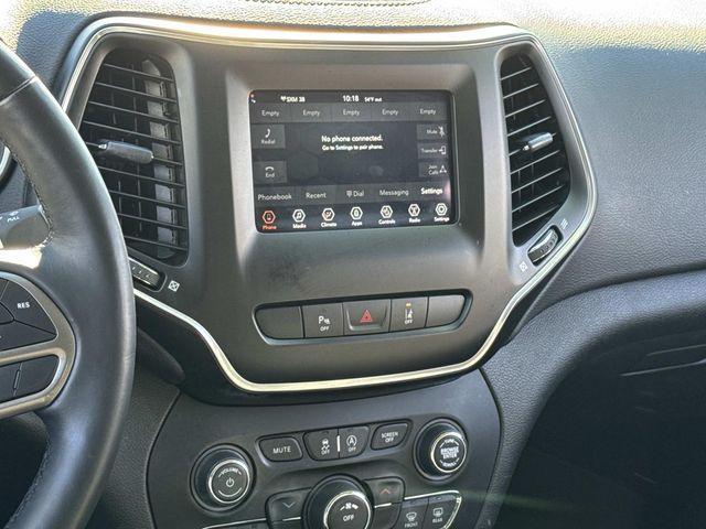 used 2021 Jeep Cherokee car, priced at $16,644