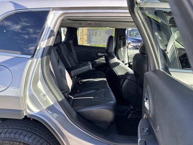 used 2021 Jeep Cherokee car, priced at $16,644