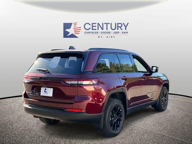 new 2025 Jeep Grand Cherokee car, priced at $37,000