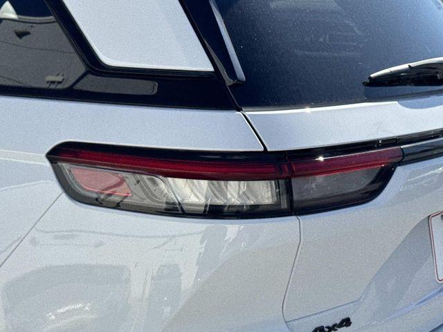 new 2025 Jeep Grand Cherokee car, priced at $35,000