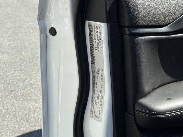 new 2025 Jeep Grand Cherokee car, priced at $35,000