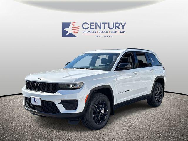 new 2025 Jeep Grand Cherokee car, priced at $35,000