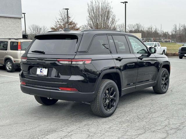 new 2025 Jeep Grand Cherokee car, priced at $44,030