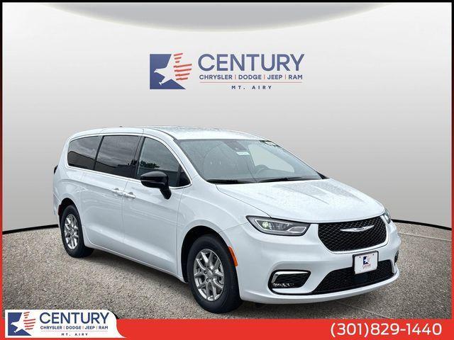 new 2026 Chrysler Pacifica car, priced at $40,998