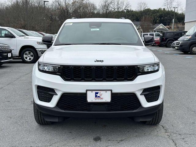 new 2025 Jeep Grand Cherokee car, priced at $44,430