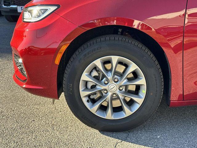 new 2026 Chrysler Pacifica car, priced at $40,000