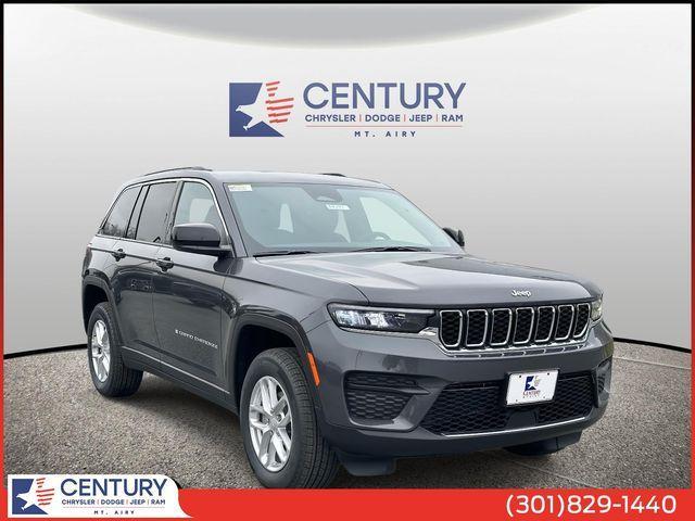 new 2025 Jeep Grand Cherokee car, priced at $35,500
