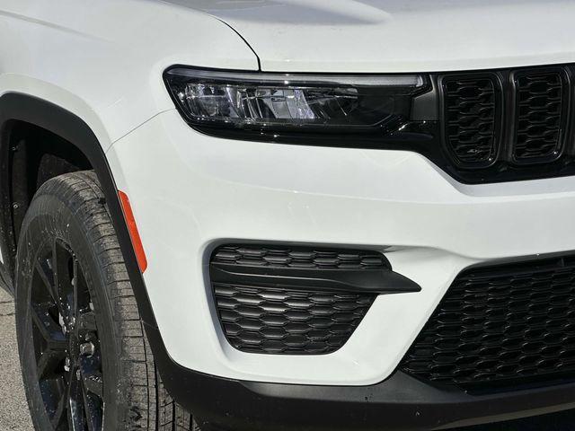 new 2025 Jeep Grand Cherokee car, priced at $43,435