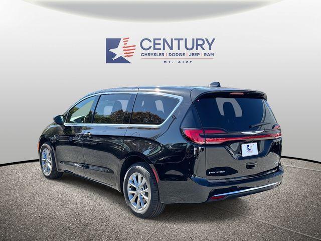 new 2026 Chrysler Pacifica car, priced at $39,000