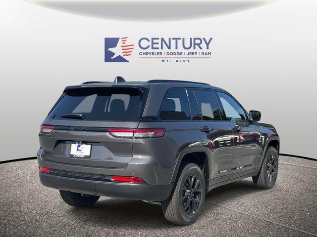 new 2025 Jeep Grand Cherokee car, priced at $37,588