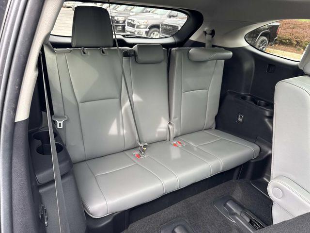 used 2024 Toyota Highlander car, priced at $43,414