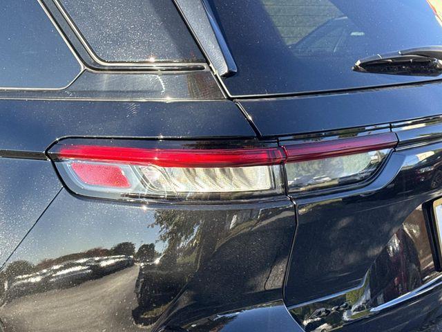 new 2025 Jeep Grand Cherokee car, priced at $38,250