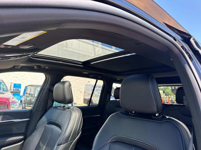new 2025 Jeep Grand Cherokee car, priced at $44,500