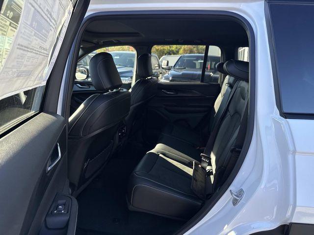 new 2025 Jeep Grand Cherokee car, priced at $36,000