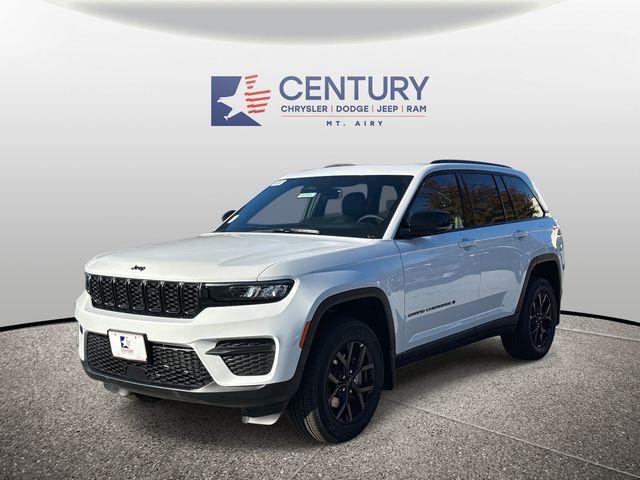 new 2025 Jeep Grand Cherokee car, priced at $36,000
