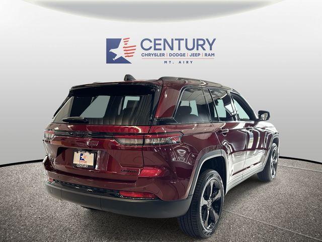 new 2025 Jeep Grand Cherokee car, priced at $44,595