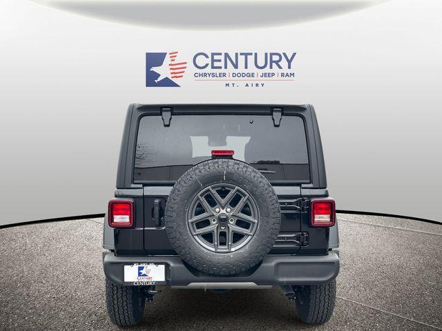 new 2025 Jeep Wrangler car, priced at $43,500