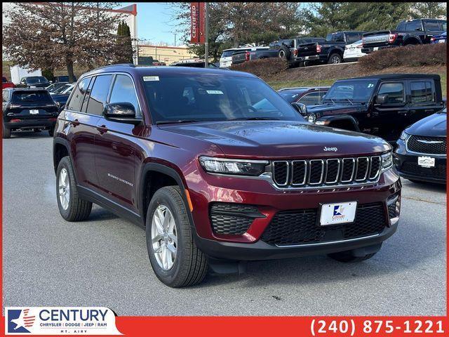 new 2025 Jeep Grand Cherokee car, priced at $38,000