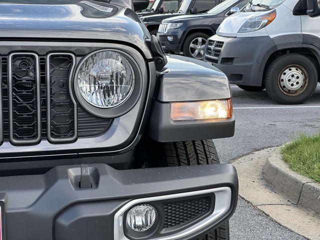 new 2024 Jeep Gladiator car, priced at $42,501