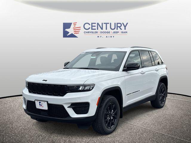 new 2025 Jeep Grand Cherokee car, priced at $36,000