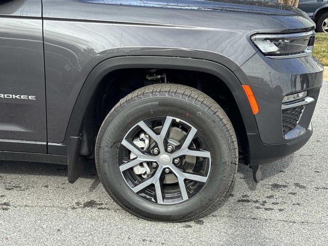 new 2025 Jeep Grand Cherokee car, priced at $46,185