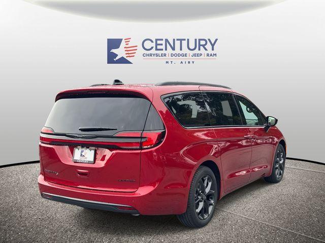 new 2026 Chrysler Pacifica car, priced at $48,900