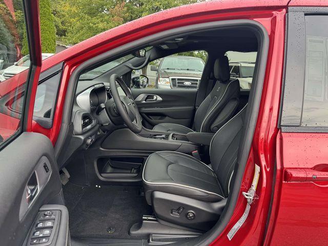 new 2026 Chrysler Pacifica car, priced at $48,900
