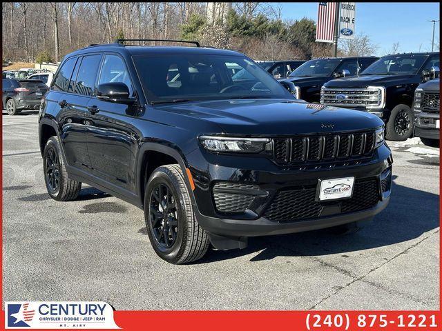 used 2024 Jeep Grand Cherokee car, priced at $38,500