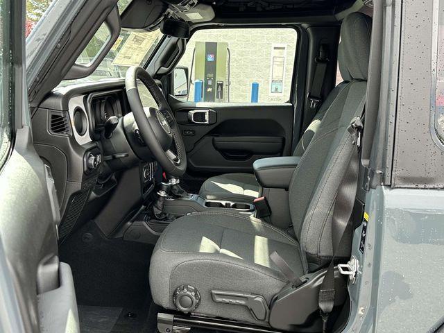 new 2025 Jeep Wrangler car, priced at $37,898