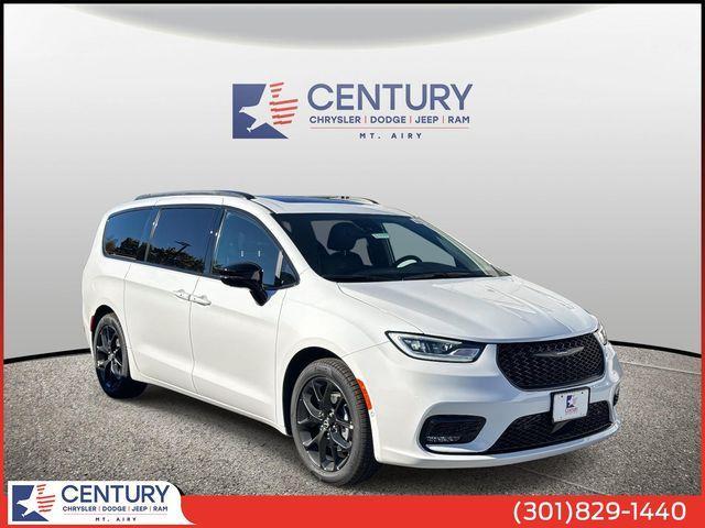 new 2026 Chrysler Pacifica car, priced at $50,790