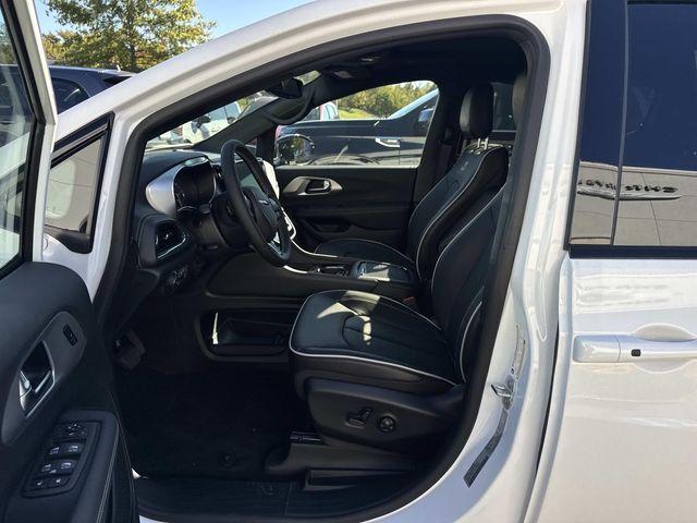 new 2026 Chrysler Pacifica car, priced at $42,000