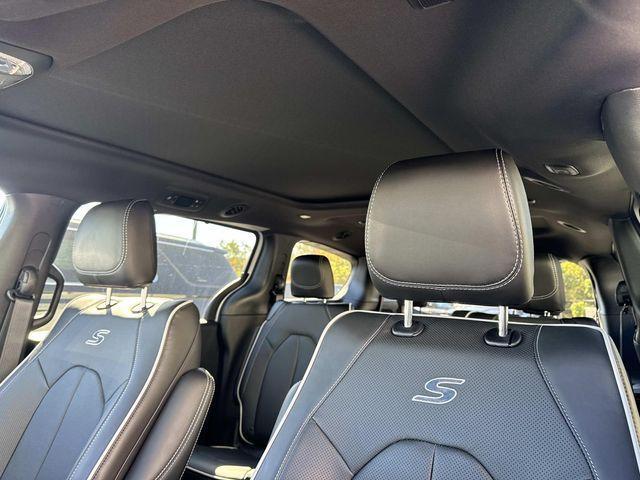 new 2026 Chrysler Pacifica car, priced at $42,000