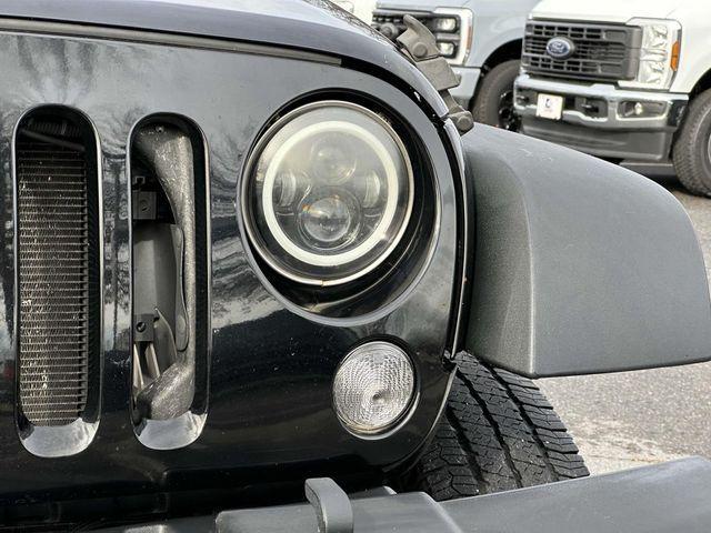 used 2015 Jeep Wrangler Unlimited car, priced at $17,500